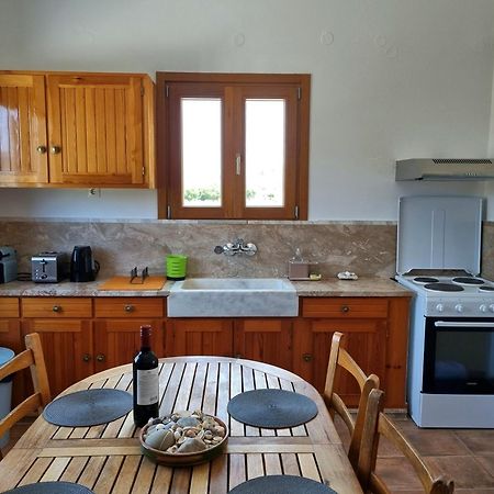 All Season Lovely Seafront Cottage Kissamos Exterior photo