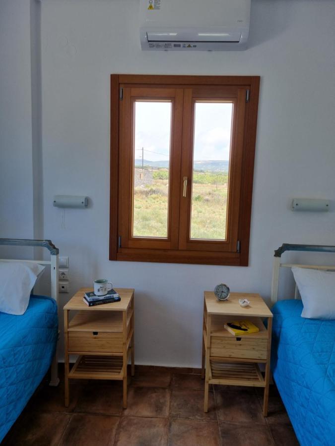 All Season Lovely Seafront Cottage Kissamos Exterior photo